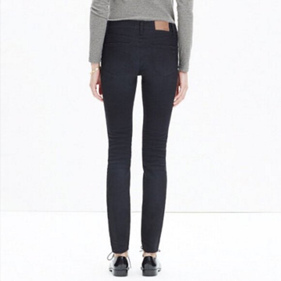 Madewell 8” Skinny Jeans in Trent Wash The Knee Rip Edition - sz 28 - Picture 3 of 11